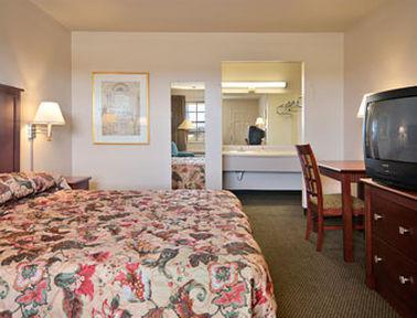 Super 8 By Wyndham West Monroe Ξενοδοχείο Δωμάτιο φωτογραφία